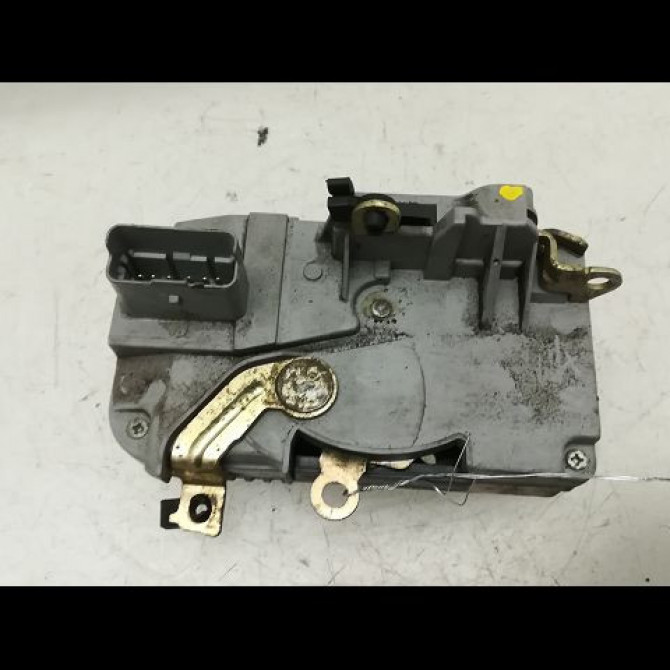 Serrure porte avd occasion PEUGEOT 406 Phase 1 10-1995->04-1999 9136J6 2