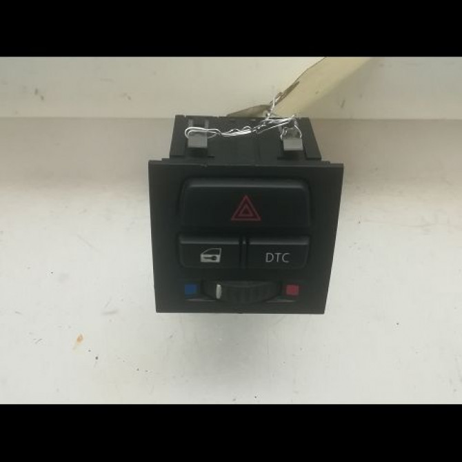 Bouton de warning occasion B.M.W. SERIE 3 V Phase 2 09-2008->12-2011 318d 1