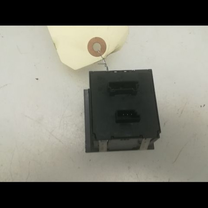 Bouton de warning occasion B.M.W. SERIE 3 V Phase 2 09-2008->12-2011 318d 2