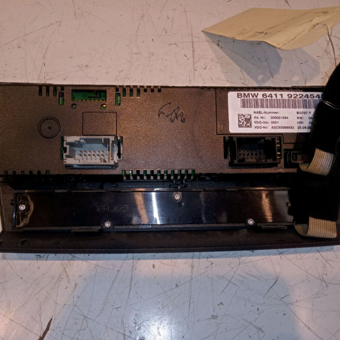 Commande de chauffage occasion B.M.W. SERIE 3 V Phase 2 09-2008->12-2011 318d 64119292263 2