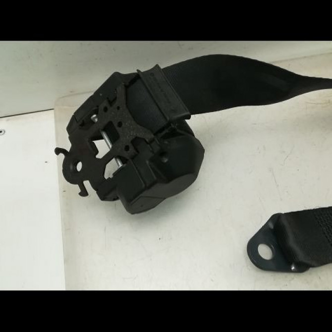 Ceinture arrière droite occasion CITROEN C3 I Phase 1 04-2002->10-2005 1.4 HDi 00008975TZ 4