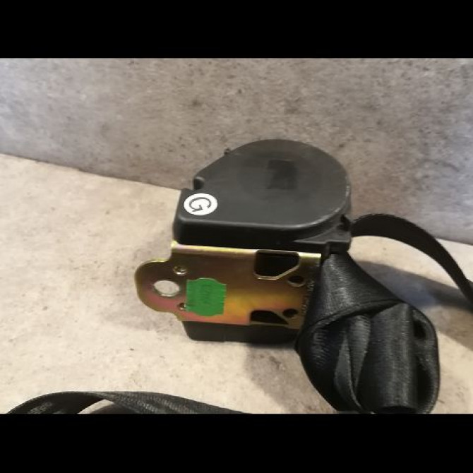 Ceinture arrière gauche occasion CITROEN SAXO Phase 1 03-1996->09-1999 1.1i 8972EQ 3