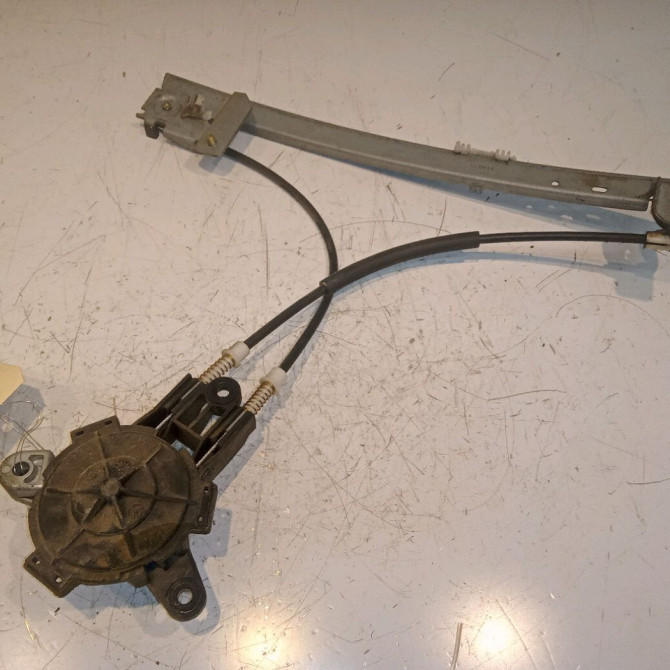 Mecanisme leve-glace arrière gauche occasion CITROEN SAXO Phase 1 03-1996->09-1999 1.5D 922360 2