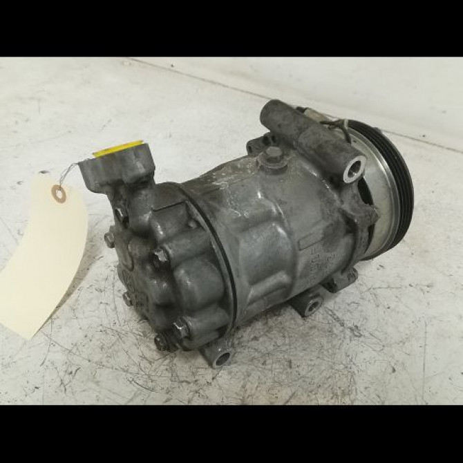 Compresseur air conditionne occasion DACIA SANDERO I Phase 1 06-2008->10-2012 1.2 16v 75ch 8200840899 2