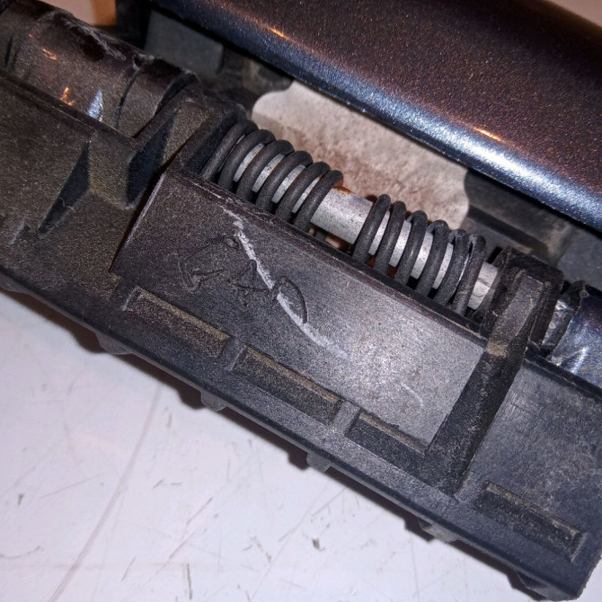 Poignee ext porte avg occasion CITROEN XSARA PICASSO Phase 2 02-2004->12-2010 1.6 HDI 110ch 9101R8 3