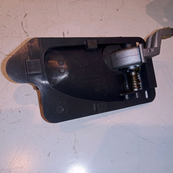 Poignee int porte avg occasion CITROEN XSARA PICASSO Phase 2 02-2004->12-2010 1.6 HDI 110ch 9143R3 2