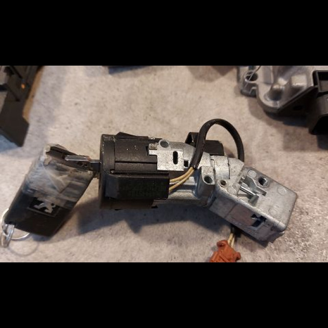 Calculateur moteur occasion PEUGEOT 407 phase 1 SW 07-2004->07-2008 1.6 HDI 110ch 1939AL 3