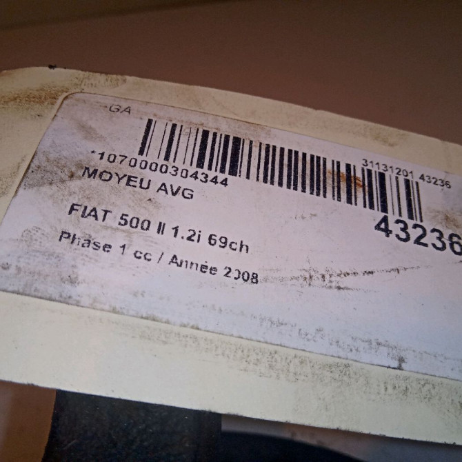 Moyeu avg occasion FIAT 500 II 500 II Phase 1 2007-07-01->2016-03-31 1.2i 69ch 46531160 4