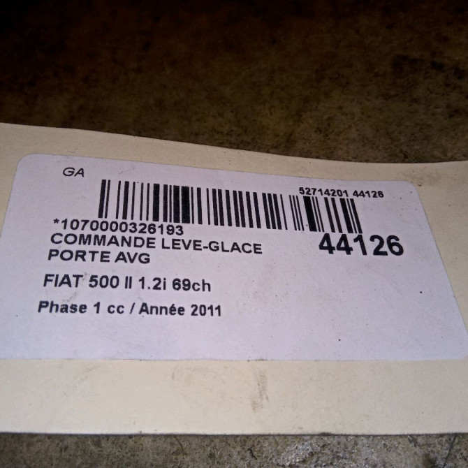 Commande lève-glace porte avant gauche occasion FIAT 500 II 500 II Phase 1 2007-07-01->2016-03-31 1.2i 69ch 735450601 3
