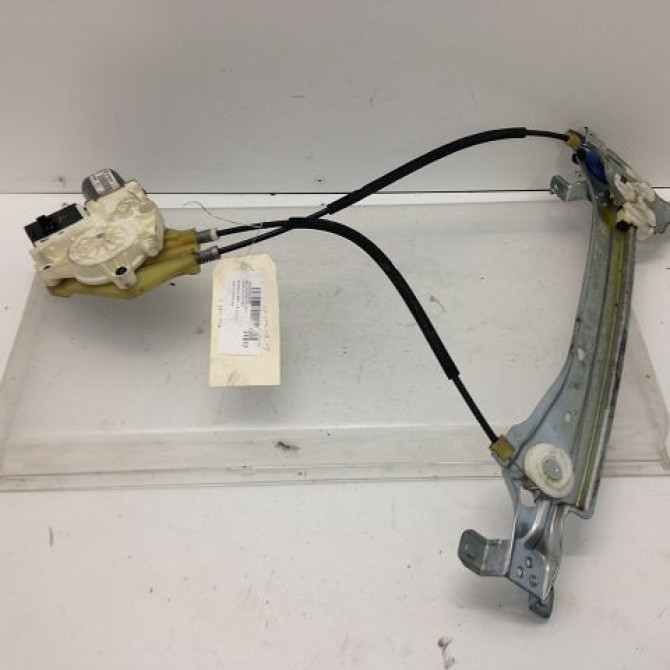 Mecanisme+moteur leve-glace arg occasion RENAULT MEGANE III Phase 1 11-2008->01-2012 1.9 DCI 130ch 827210003R 1
