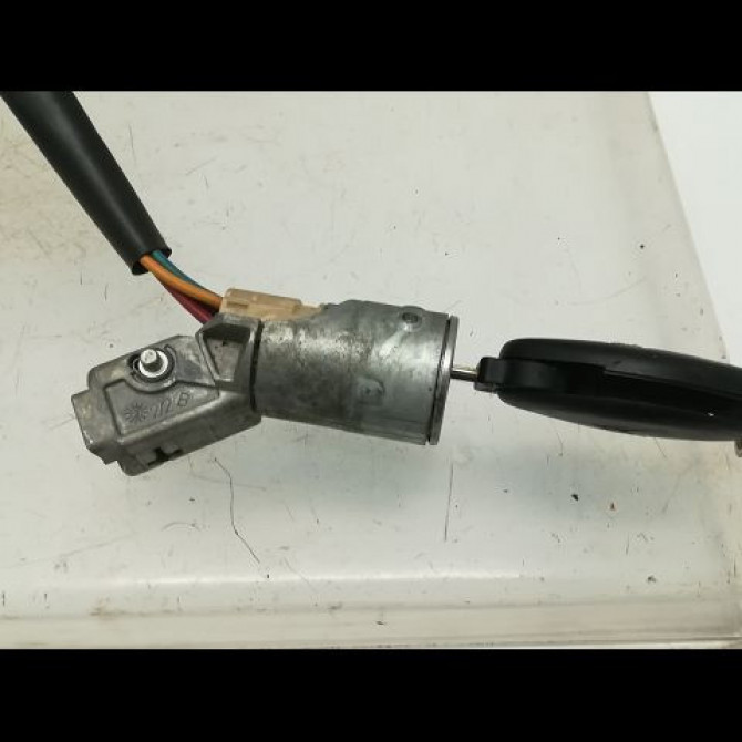 Antivol de direction occasion CITROEN C5 I Phase 1 03-2001->09-2004 2.2 HDi 4162CE 3