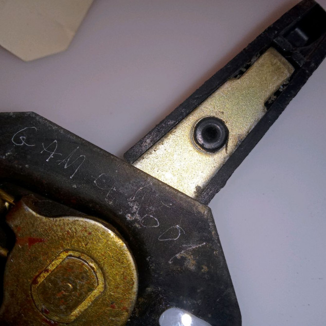 Poignee int porte avd occasion CITROEN C15 Phase 1 07-1987->06-1996 1.1i 95505200FYC 3