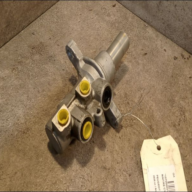 Maitre cylindre occasion PEUGEOT 308 II Phase 2 SW 04-2017->... 1610017880 1