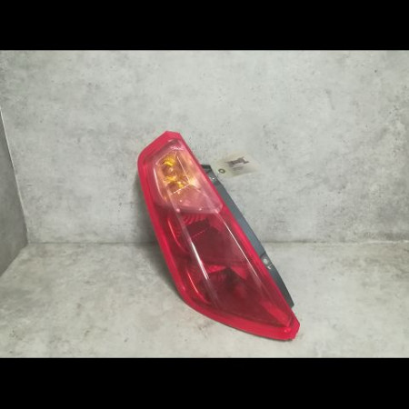 Feu arrière gauche occasion FIAT GRANDE PUNTO III Phase 1 09-2005->12-2013 1.4i 77ch 51701589