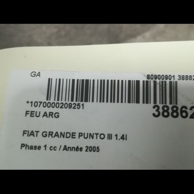 Feu arrière gauche occasion FIAT GRANDE PUNTO III Phase 1 09-2005->12-2013 1.4i 77ch 51701589 3