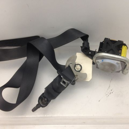 Ceinture avant droite occasion TOYOTA AVENSIS II phase 1 05-2003->08-2006 7321005051C0
