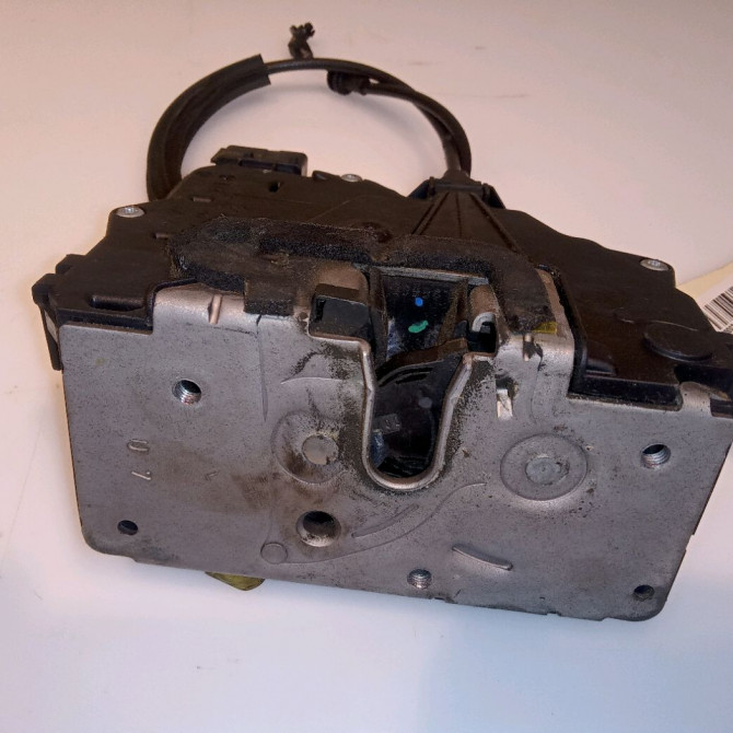 Serrure porte avg occasion FIAT GRANDE PUNTO III Phase 1 09-2005->12-2013 1.2i 65ch 52065105 1