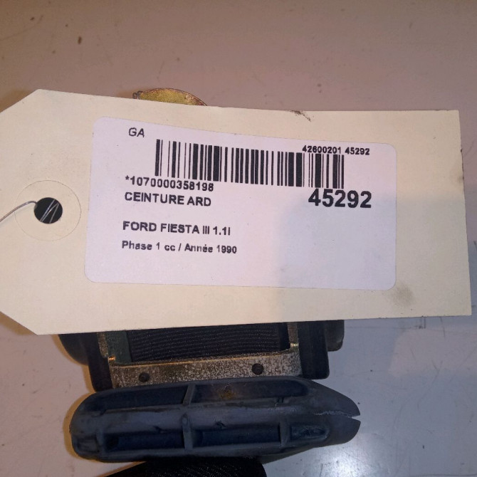 Ceinture arrière droite occasion FORD FIESTA III Phase 1 03-1989->01-1994 1.1i 3
