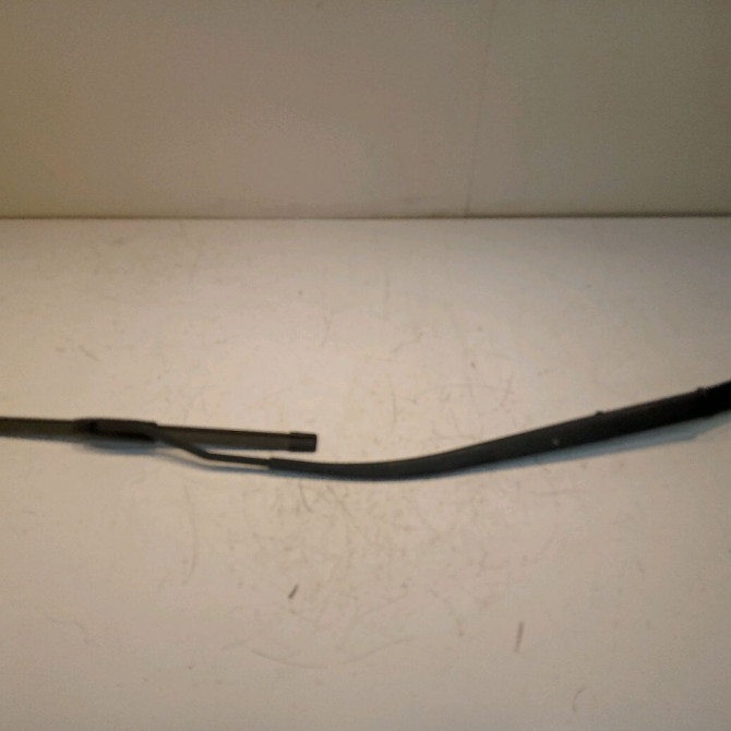 Bras essuie-glace avant droit occasion HYUNDAI IX35 Phase 1 03-2010->06-2013 983102S000 1