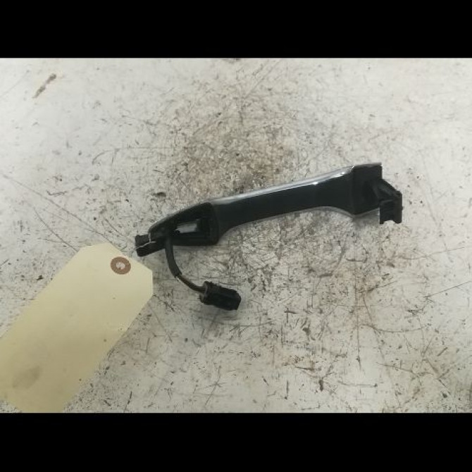 Poignee ext porte avg occasion HYUNDAI IX35 Phase 1 03-2010->06-2013 1.7 CRDI 115ch 826512S720 2