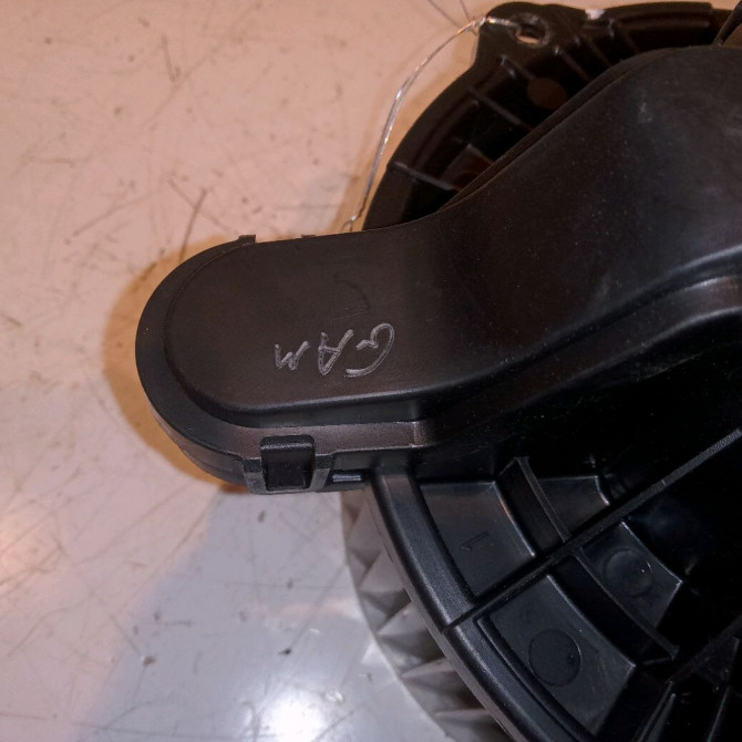 Ventilateur de chauffage occasion HYUNDAI IX35 Phase 1 03-2010->06-2013 971132Y000 3