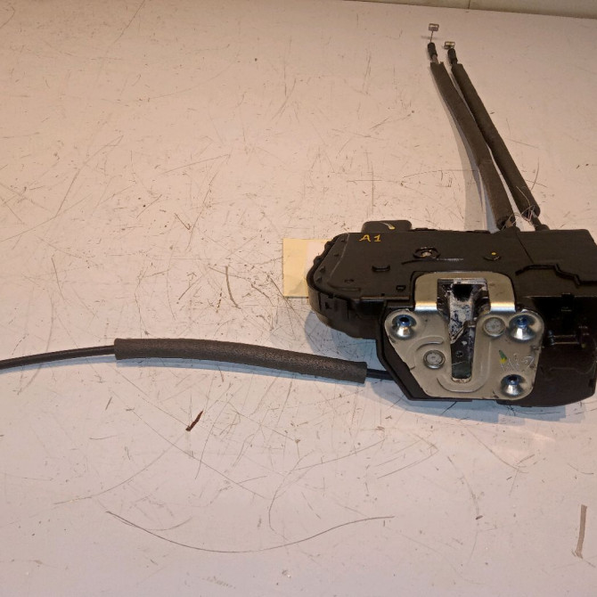 Serrure porte avg occasion HYUNDAI IX35 Phase 1 03-2010->06-2013 813102Y000 1