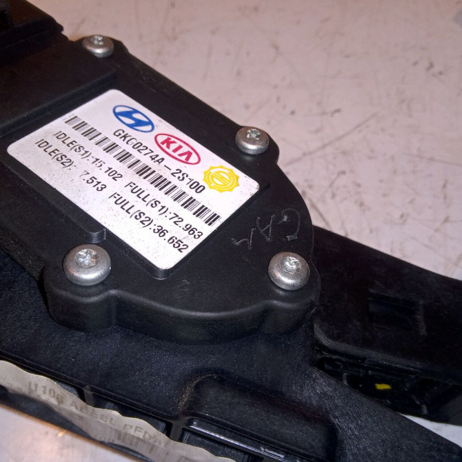 Potentiometre accelerateur occasion HYUNDAI IX35 Phase 1 03-2010->06-2013 3