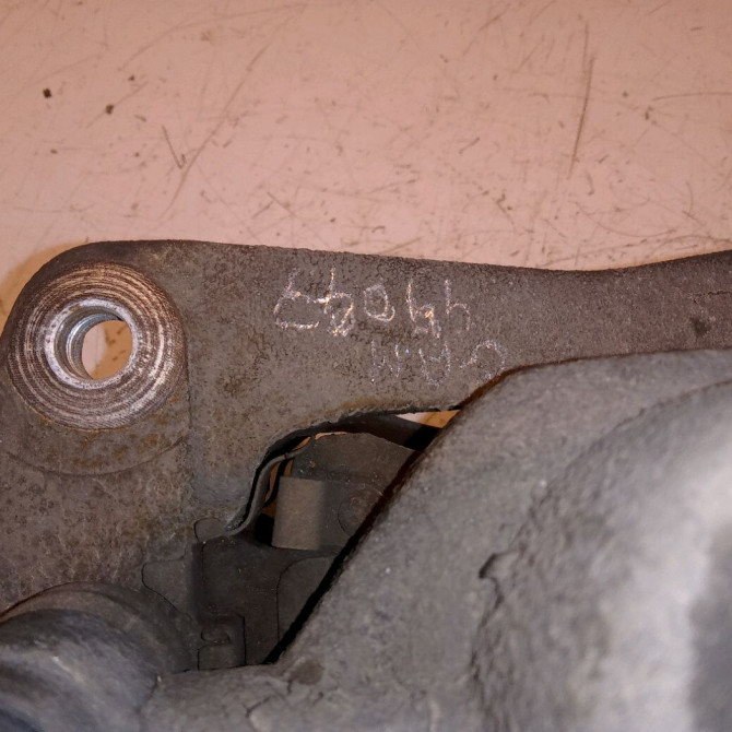 Etrier de frein avant droit occasion MAZDA 6 I phase 2 06-2005->10-2008 2.0 D 120ch GJ6E3361XC 3