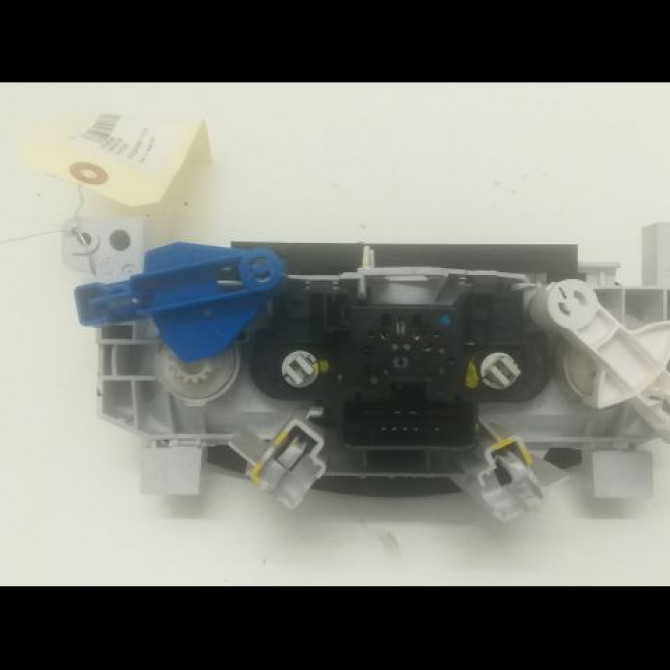 Commande de chauffage occasion DACIA SANDERO I Phase 1 06-2008->10-2012 1.5 DCI 85ch 275101924R 2