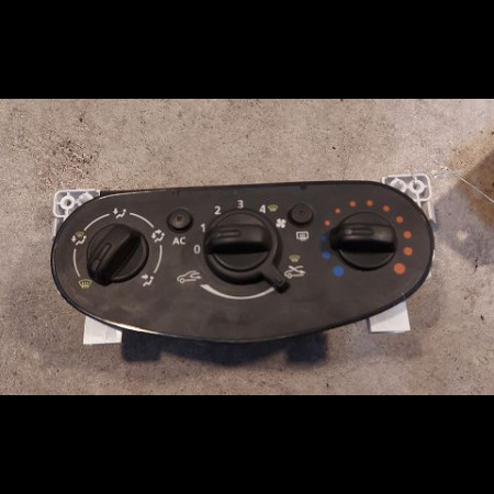 Commande de chauffage occasion DACIA LOGAN I Phase 2 07-2008->12-2012 275101924R