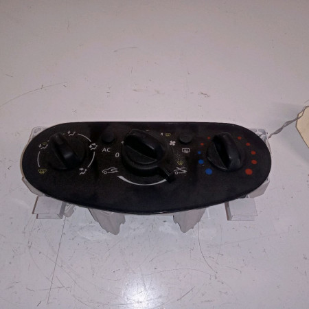 Commande de chauffage occasion DACIA SANDERO I Phase 1 06-2008->10-2012 1.5 DCI 90ch 275101924R