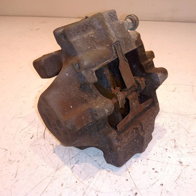 Etrier de frein arrière gauche occasion MERCEDES CLASSE CLK II Phase 2 COUPE 05-2005->12-2009 2034231998 1