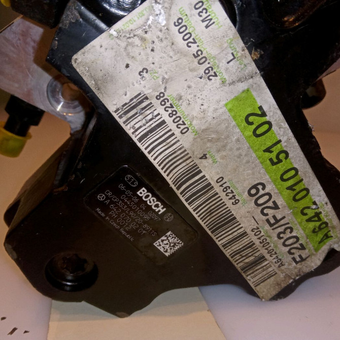 Pompe hp occasion MERCEDES CLASSE CLK II Phase 2 COUPE 05-2005->12-2009 6420700301 4