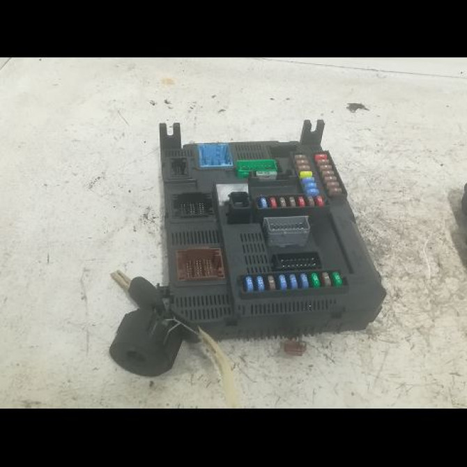 Calculateur moteur occasion PEUGEOT 208 Phase 2 04-2015->... 1.6 BLUE HDI 100ch 1613423280 2