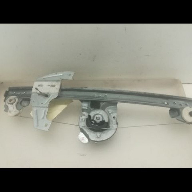 Mecanisme + moteur lève-glace avant droit occasion CITROEN C1 I Phase 2 11-2008->01-2012 1.0i 9222T6 2