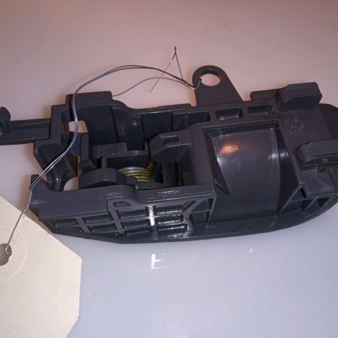 Poignee int porte avd occasion CITROEN C1 I Phase 1 06-2005->11-2008 1.0i 9143K8 2