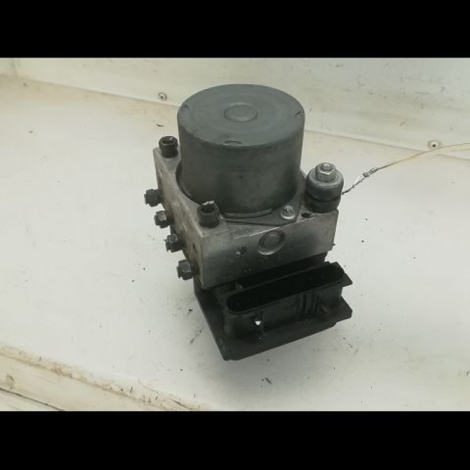 Unité hydraulique ABS occasion CITROEN C1 I Phase 2 11-2008->01-2012 1.0i 4541F5 2