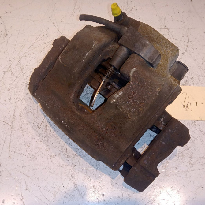 Etrier de frein avant droit occasion MERCEDES CLASSE E II Phase 2 09-1999->03-2002 E 220 CDI 14203083 2