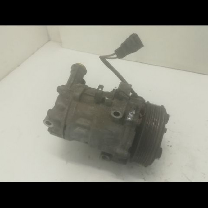 Compresseur air conditionne occasion FIAT GRANDE PUNTO III Phase 1 09-2005->12-2013 1.3 D MULTIJET 16v 75ch 71724084 2