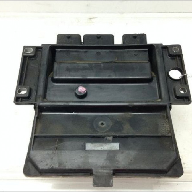 Calculateur moteur occasion RENAULT CLIO CAMPUS II Phase 1 07-2006->07-2009 1.5 DCI 70ch 8200767242 3