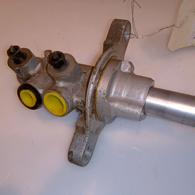 Maitre cylindre occasion CITROEN C1 I Phase 1 06-2005->11-2008 1.0i 4601R3 1