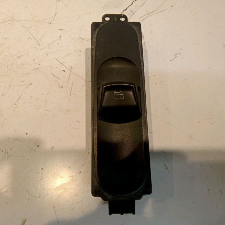 Commande lève-glace porte avant droite occasion MERCEDES VITO II Phase 1 10-2003->09-2010 115 CDI 150ch 6395450613