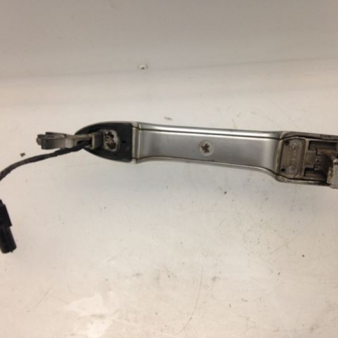 Poignee ext porte avd occasion RENAULT MEGANE II Phase 1 09-2003->12-2005 7701209581 2