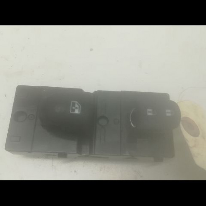 Commande lève-glace porte avant droite occasion NISSAN QASHQAI II Phase 1 02-2014->... 1.6 DCI 130ch 25411HV02A 1