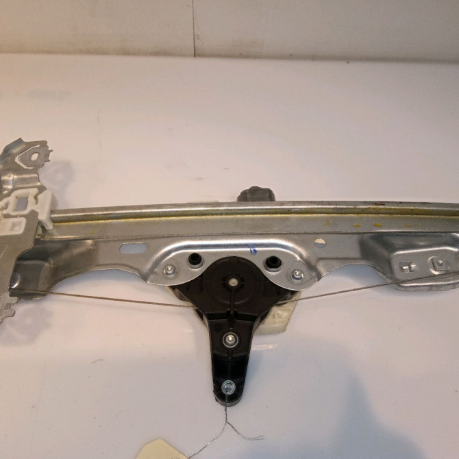 Mecanisme+moteur leve-glace ard occasion NISSAN QASHQAI II Phase 1 02-2014->... 82700HV00C 2