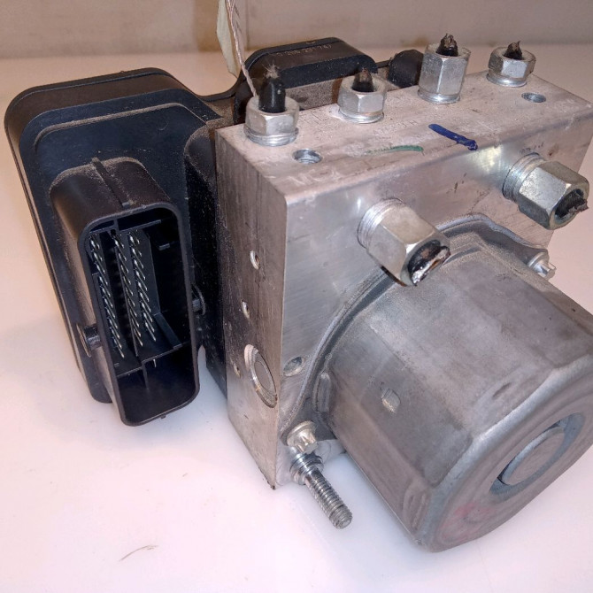 Unité hydraulique ABS occasion NISSAN QASHQAI II Phase 1 02-2014->... 47660HV66B 2