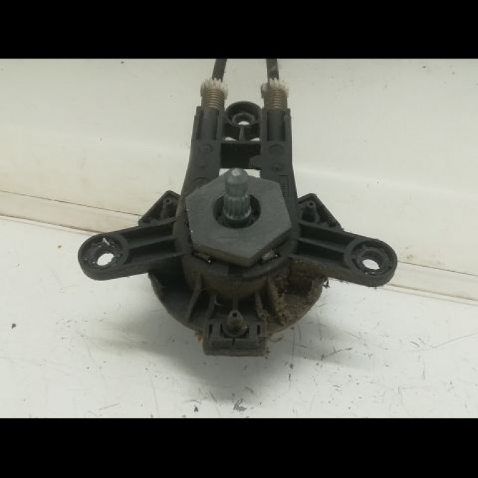 Mecanisme leve-glace arrière droit occasion PEUGEOT 106 Phase 1 09-1991->04-1996 1.5D 922464 2