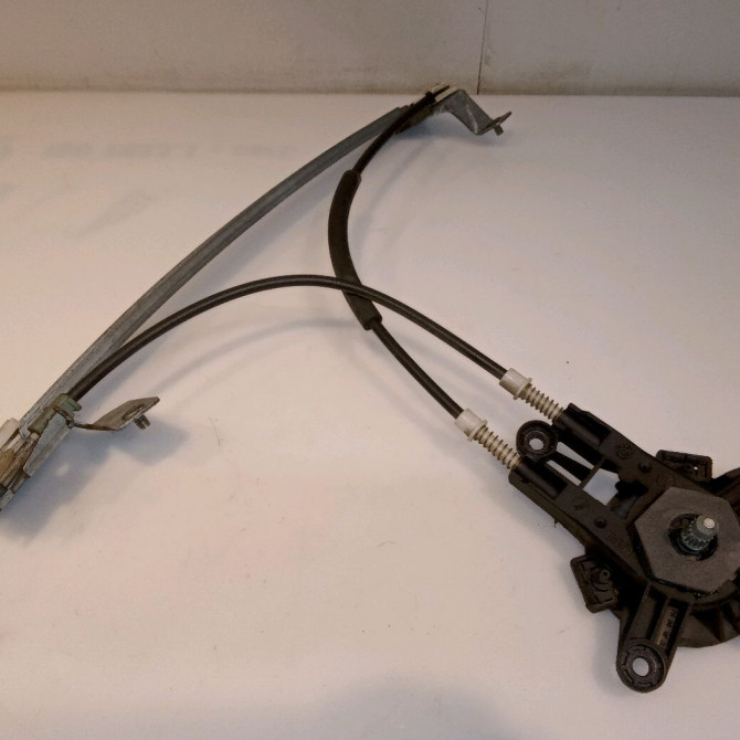 Mecanisme leve-glace arrière droit occasion PEUGEOT 106 Phase 2 04-1996->09-2003 1.1i 60ch 922464 1