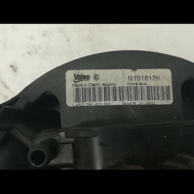 Ventilateur de chauffage occasion PEUGEOT 107 Phase 1 06-2005->12-2008 1.0i 12v 1608174880 3