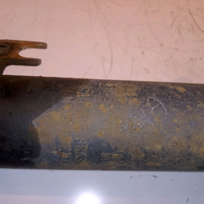 Amortisseur avant droit occasion PEUGEOT 107 Phase 1 06-2005->12-2008 1.4 HDI 5202RZ 4